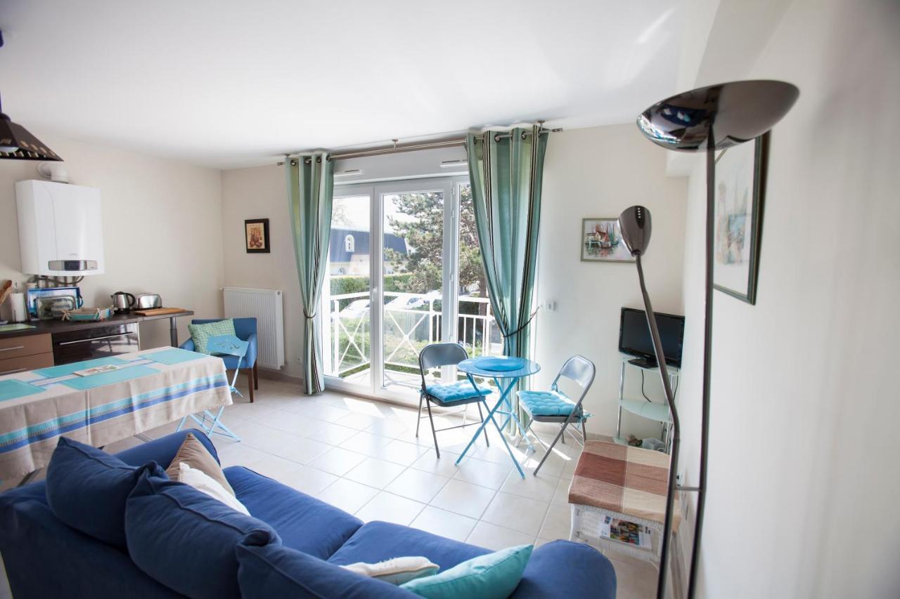 Appart Residence Proche Plage Avec Piscine Et Parking Couvert Prive Merville-Franceville-Plage Kültér fotó